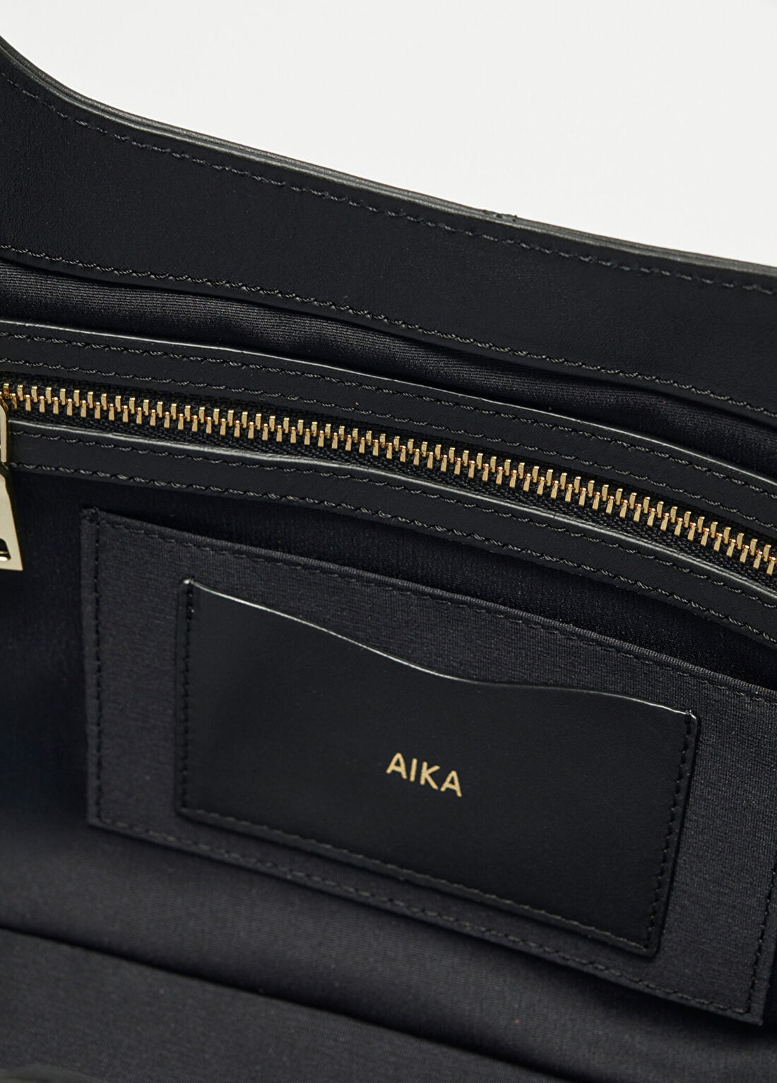 Aika Concept Aura Petit Siyah Deri Kadın Omuz Çantası görsel 3