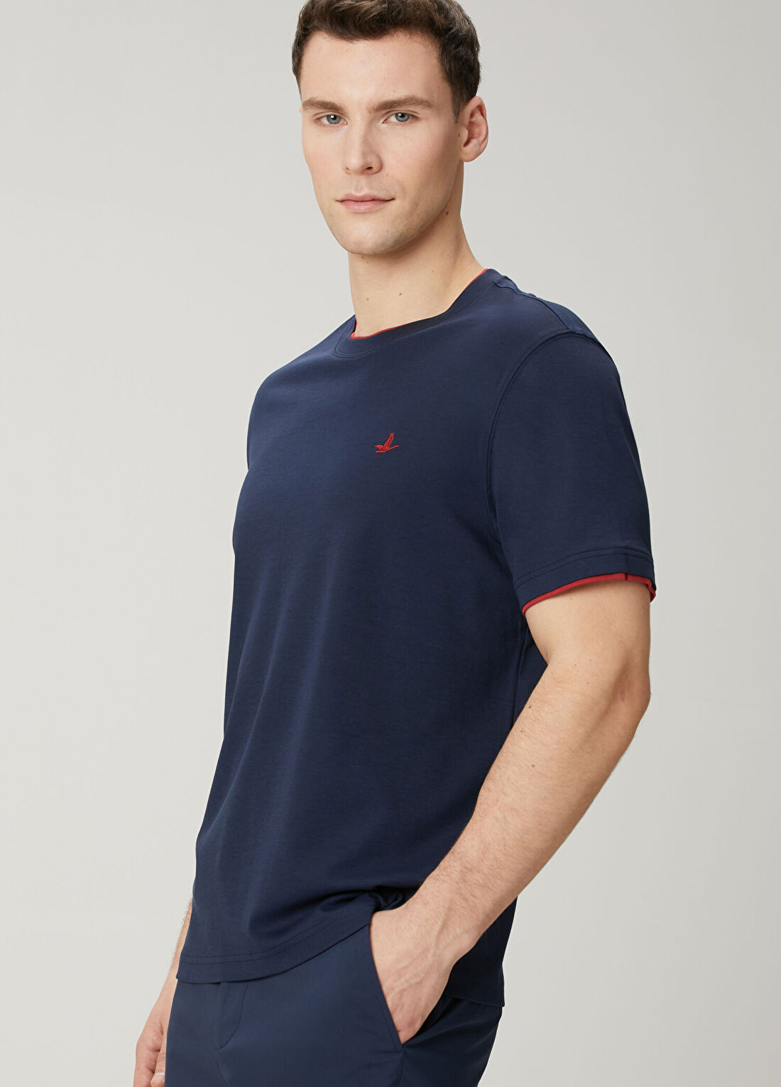 Beymen Club Lacivert Relax Fit Yaka Kol Ucu Garnili T-shirt görsel 2