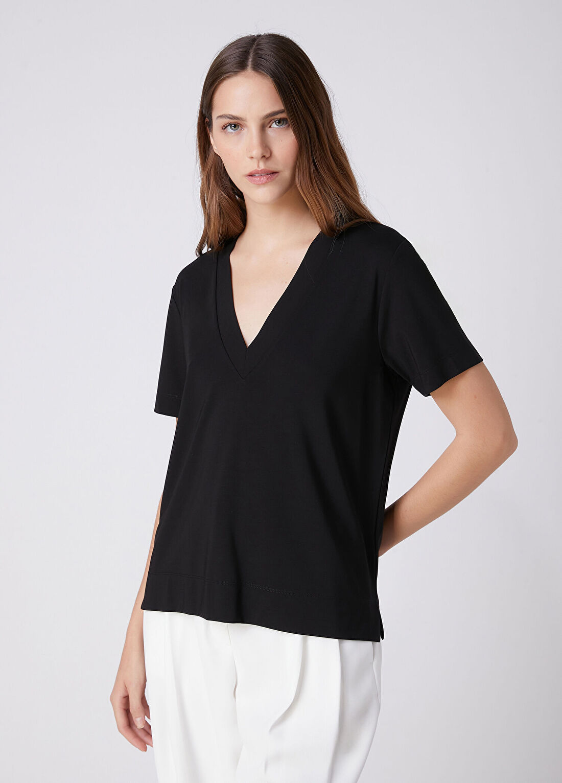 Beymen Club Siyah Yanı Yırtmaçlı Basic T-shirt
