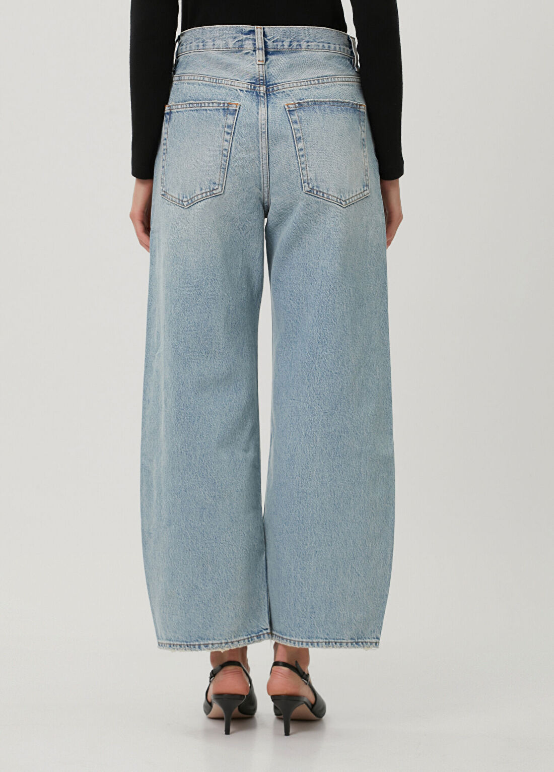 Frame Denim The Bow Crop Mavi Jean Pantolon görsel 4