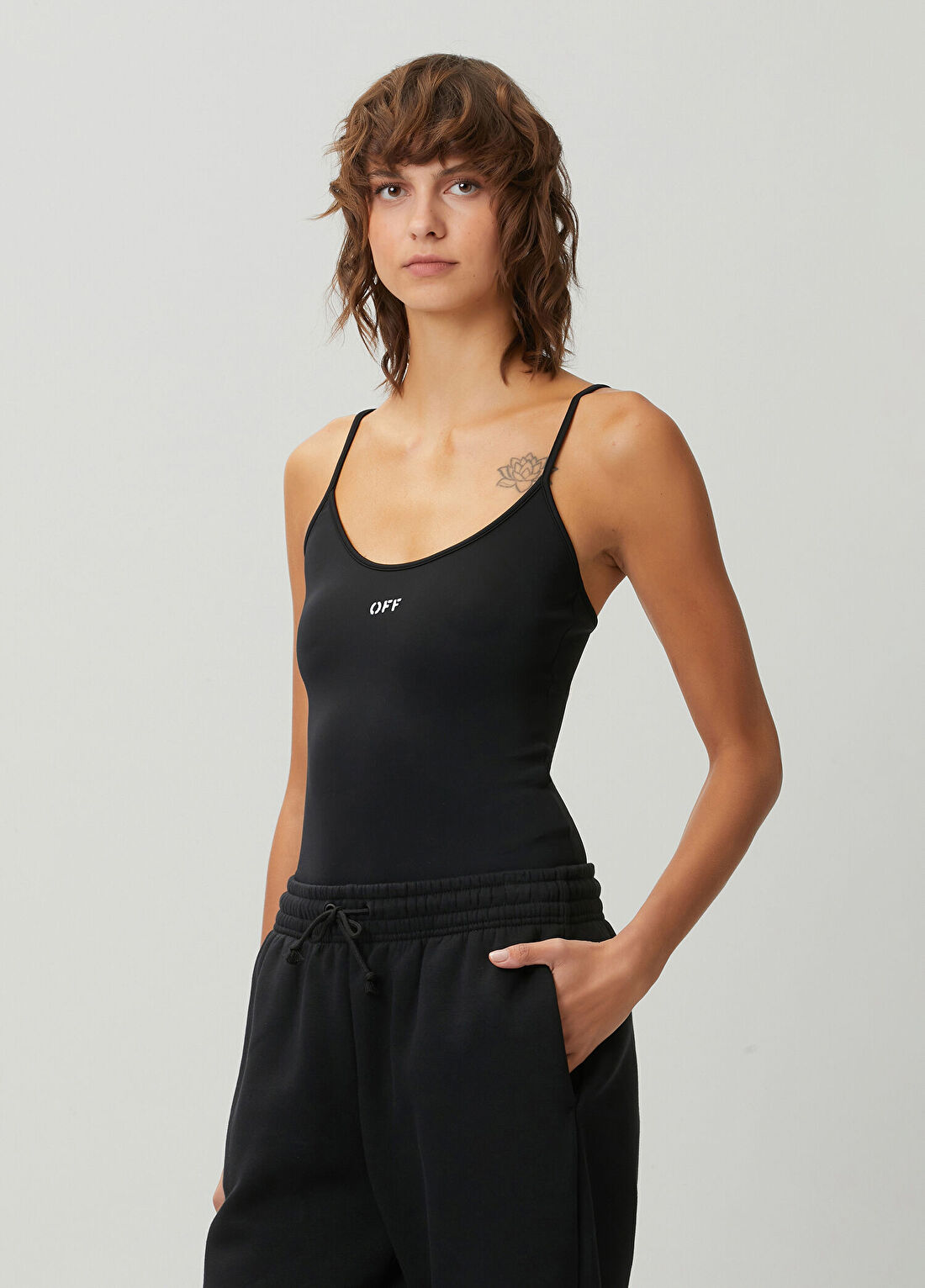Off-White Siyah Logolu Atlet
