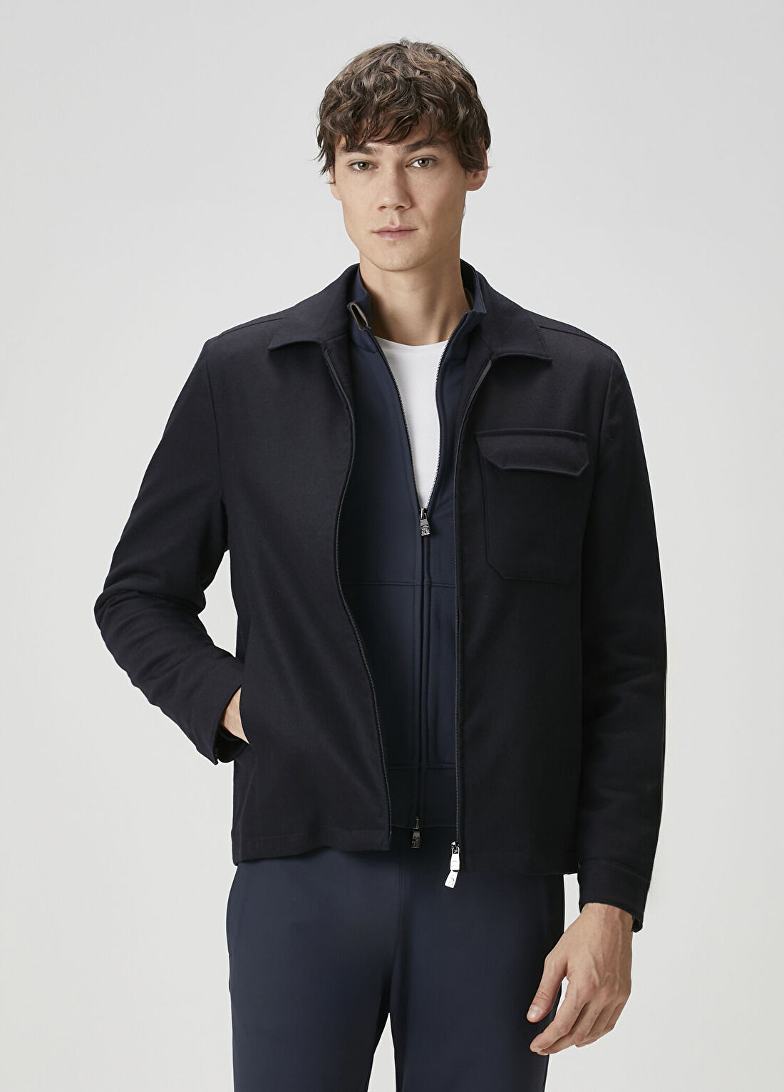 Corneliani Siyah Yün Mont