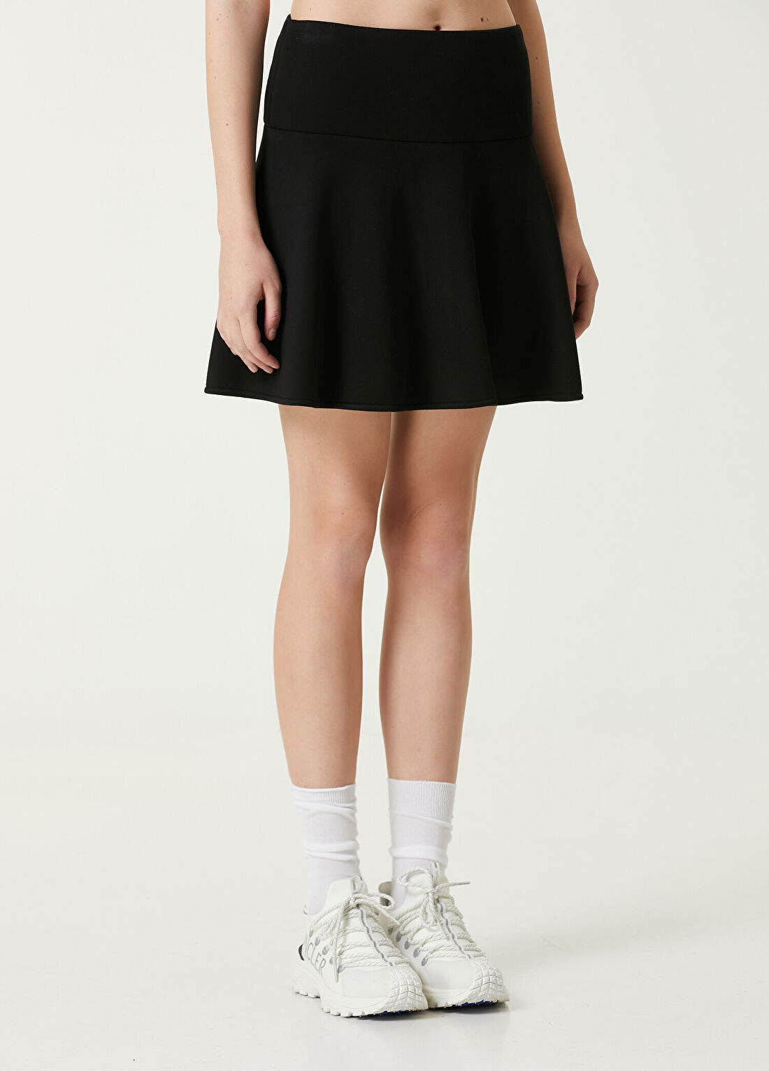 Moncler Siyah Mini Etek görsel 4