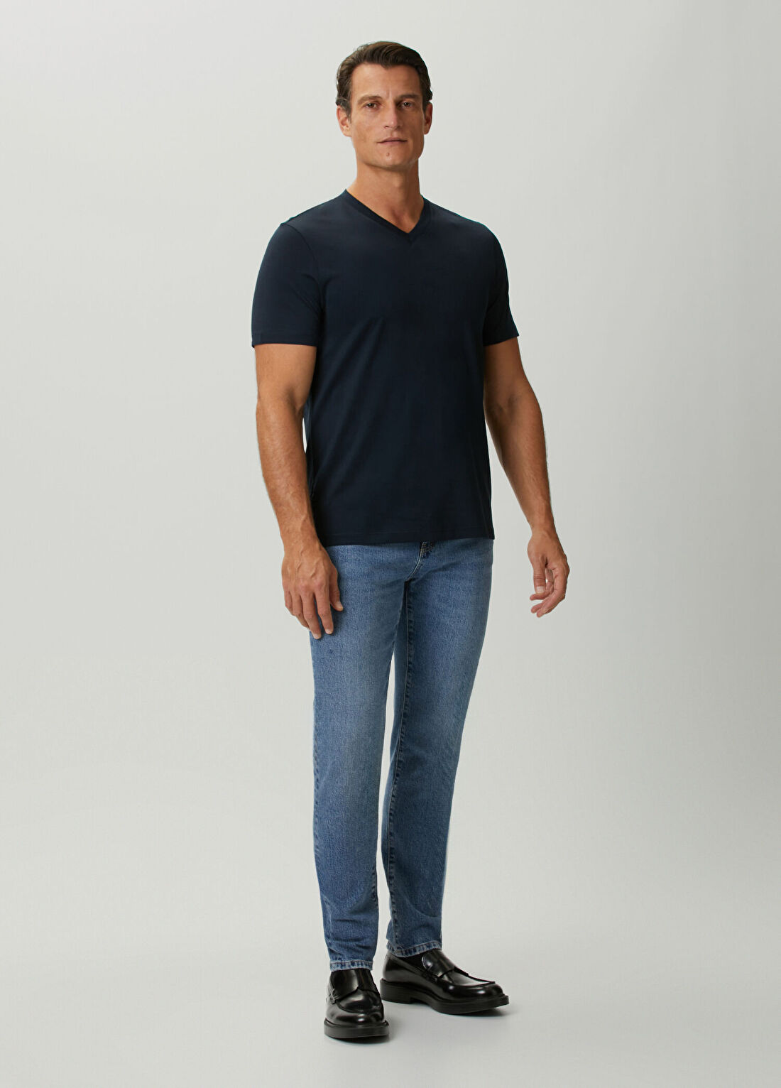 Beymen Collection Lacivert V Yaka Basic T-shirt görsel 2