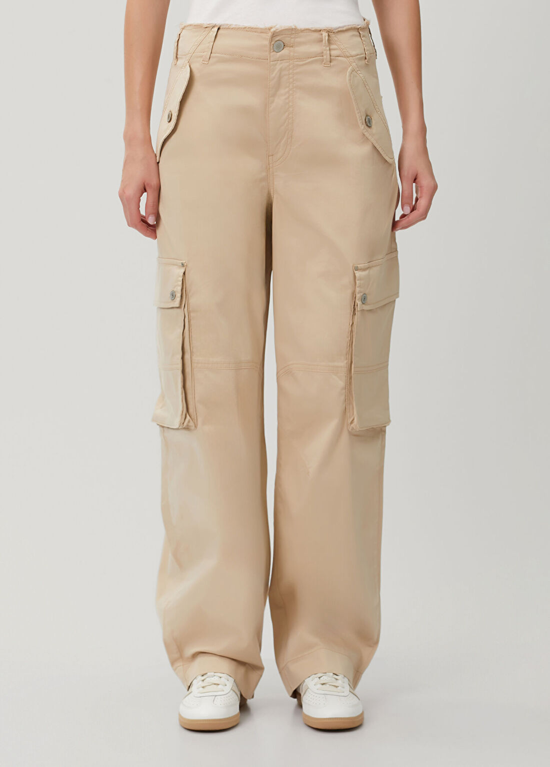 Guess Britney Relaxed Fit Bej Pantolon görsel 3