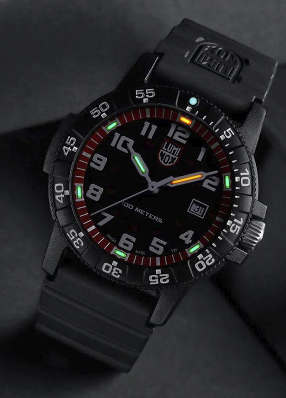 Luminox XS.0335 Siyah Silikon Erkek Kol Saati görsel 3