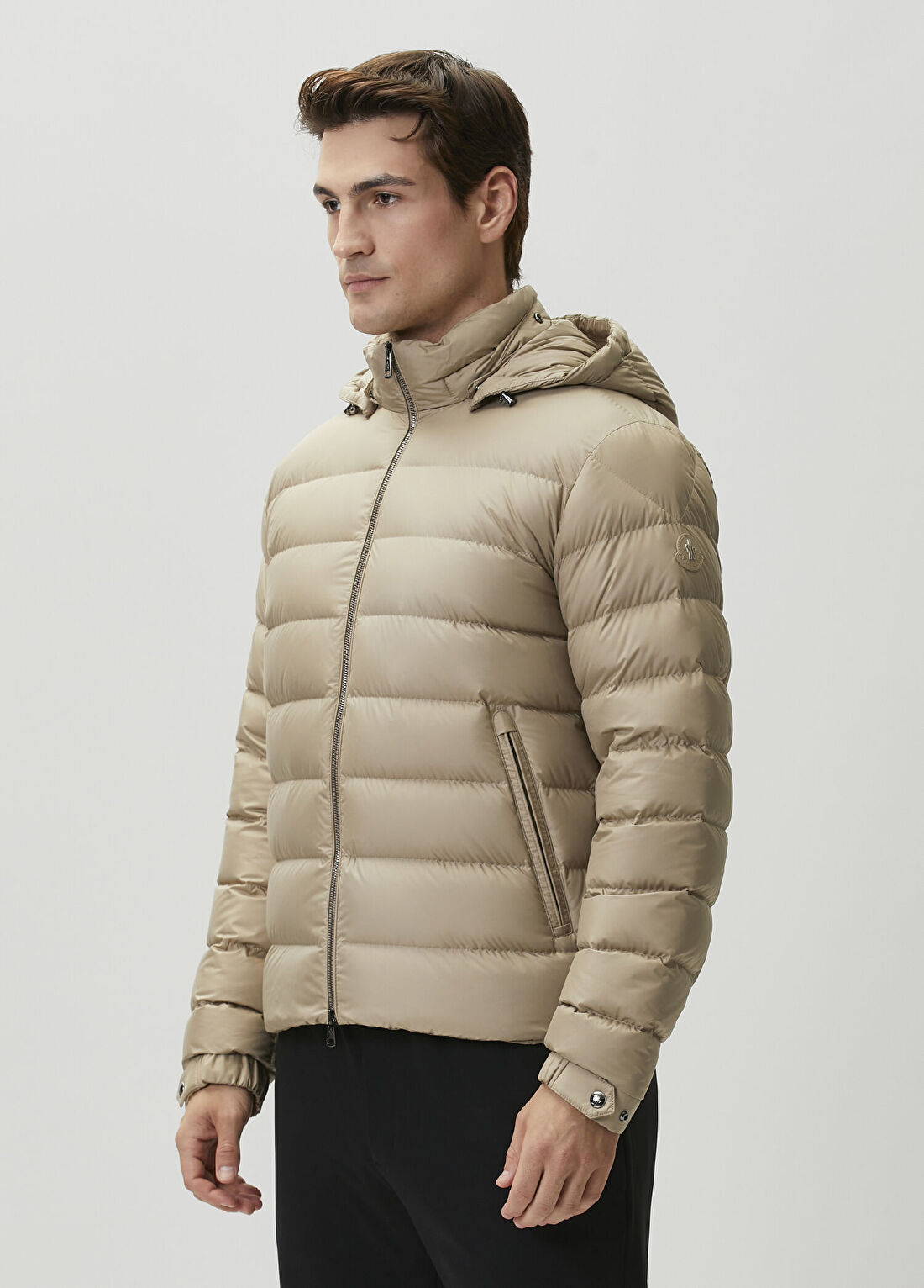 Moncler Arneb Bej Kapitoneli Mont görsel 3