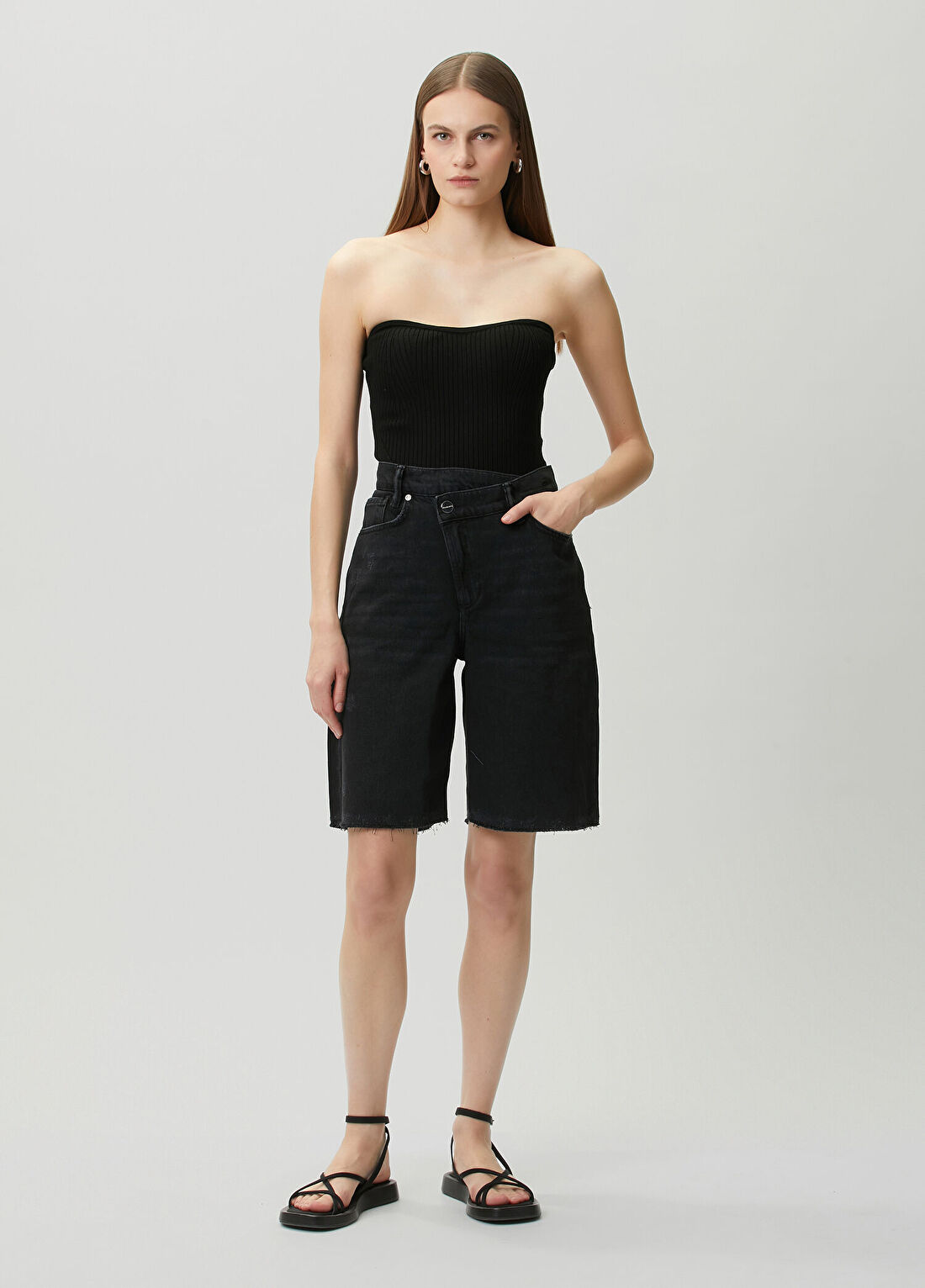AllSaints Aki Siyah Denim Şort