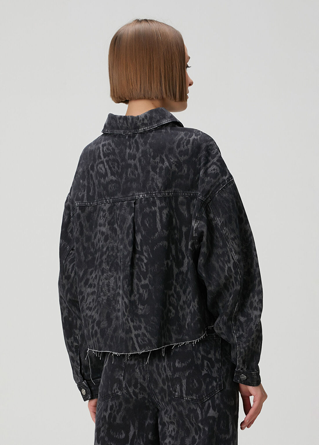 AllSaints Nicky Siyah Leopar Desenli Denim Ceket görsel 4