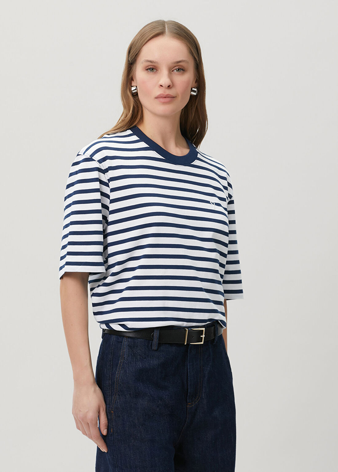 Ami Paris Lacivert Beyaz T-shirt görsel 3