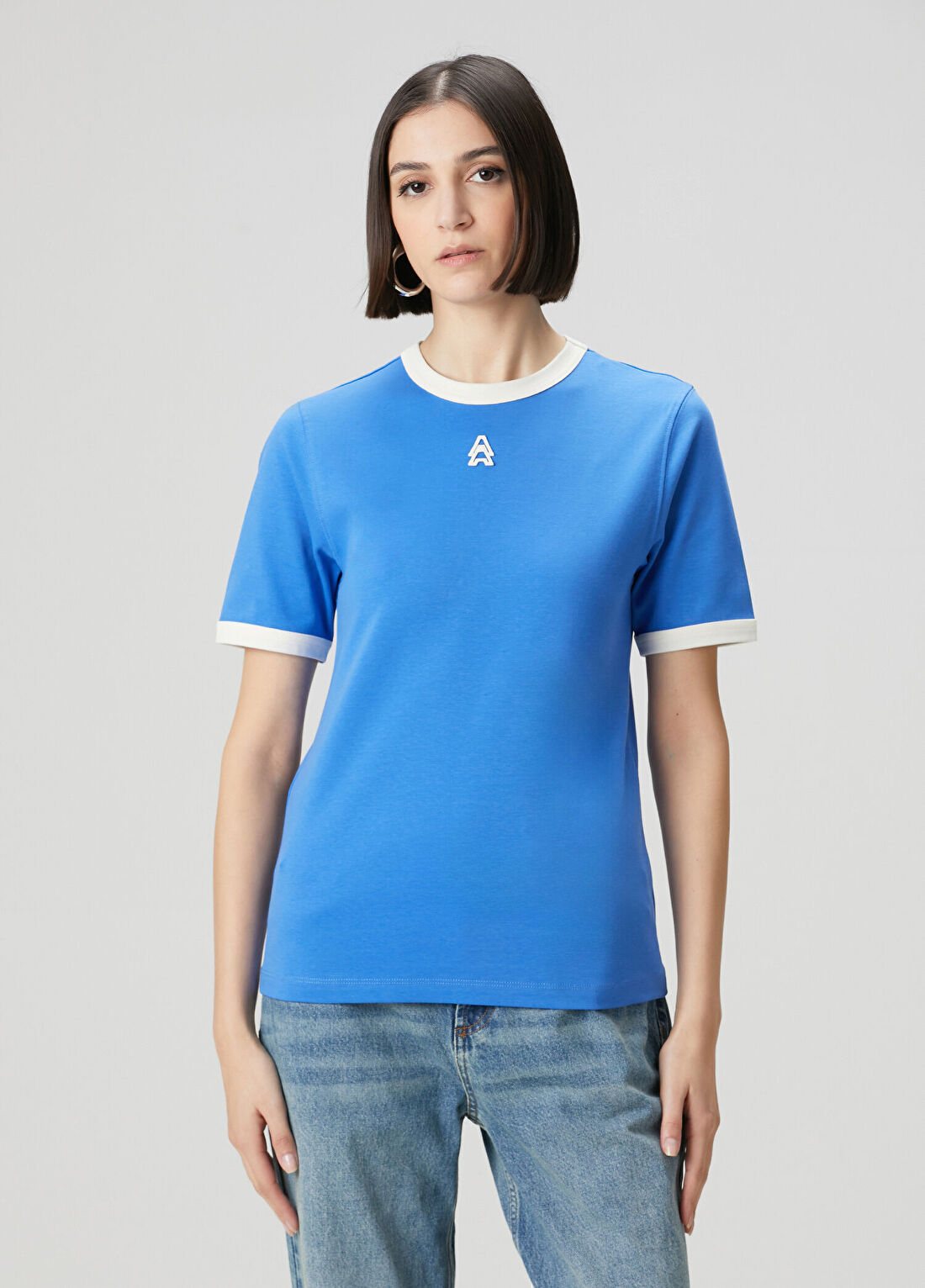 Academia Mavi Logo İşlemeli T-shirt görsel 4