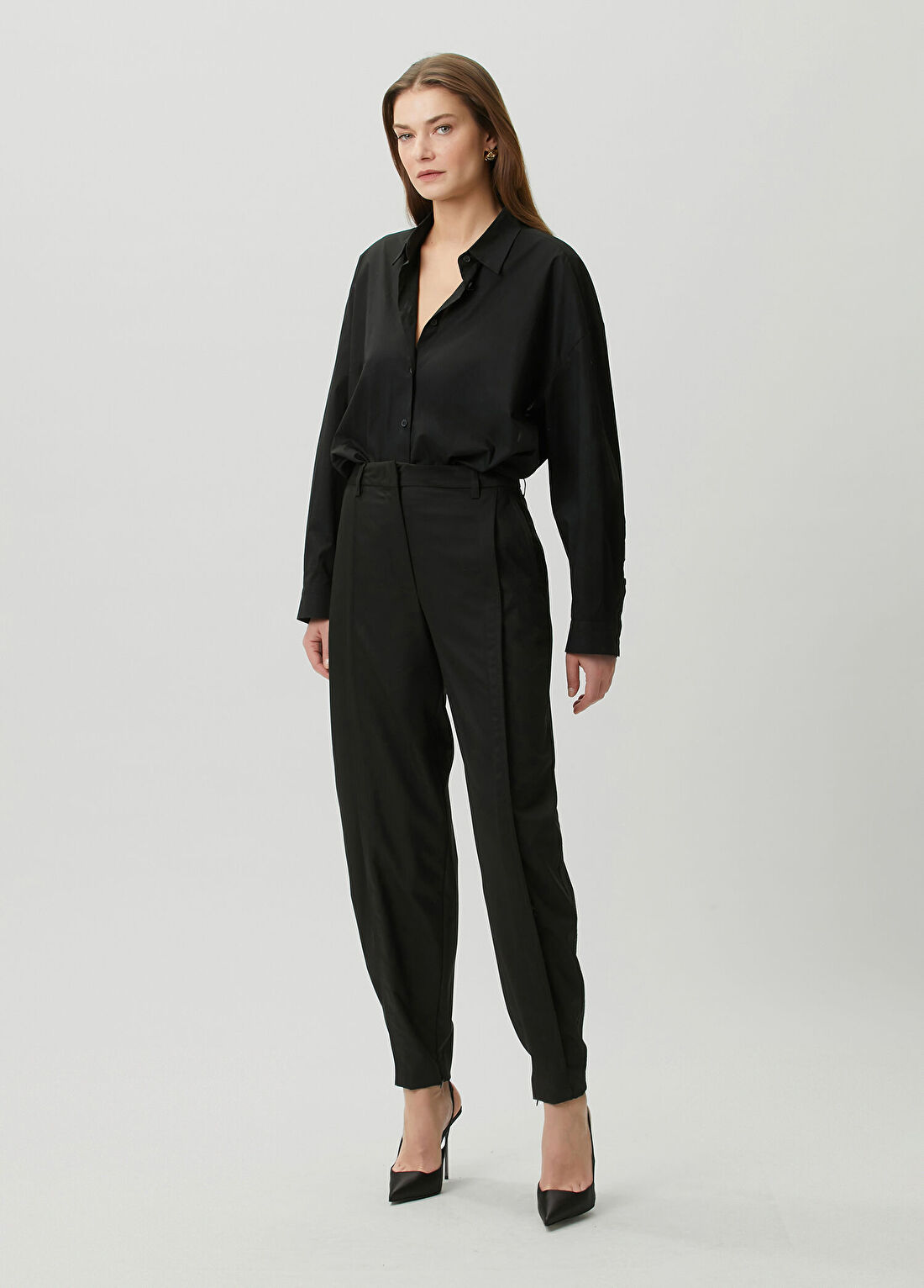 The Latest Daniela Siyah Pantolon