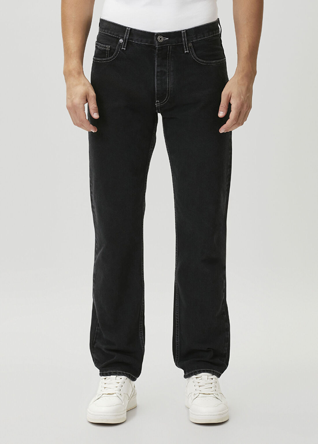 Off-White Tapered Fit Siyah Jean Pantolon görsel 2