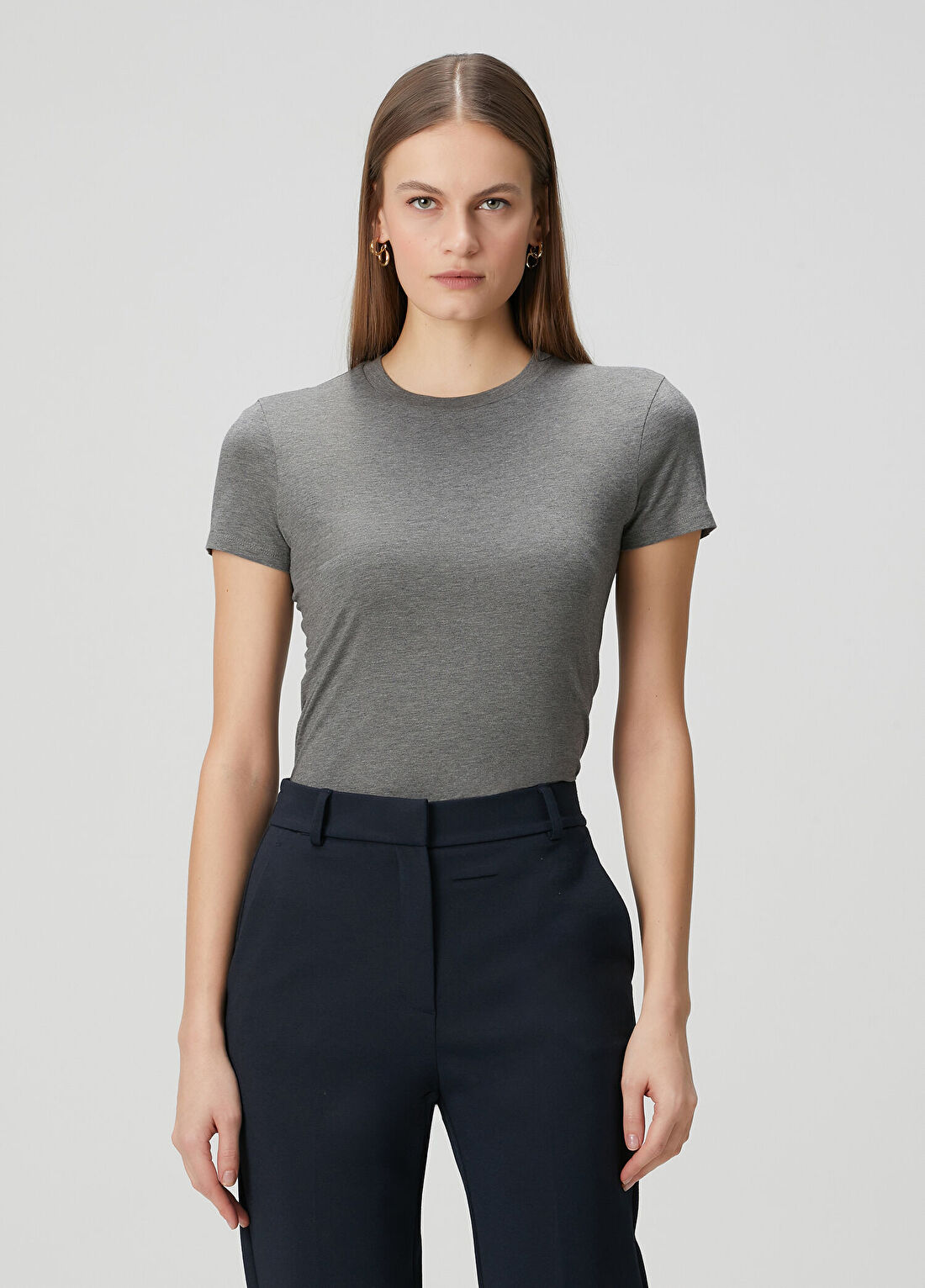 Theory Gri Basic T-shirt görsel 3