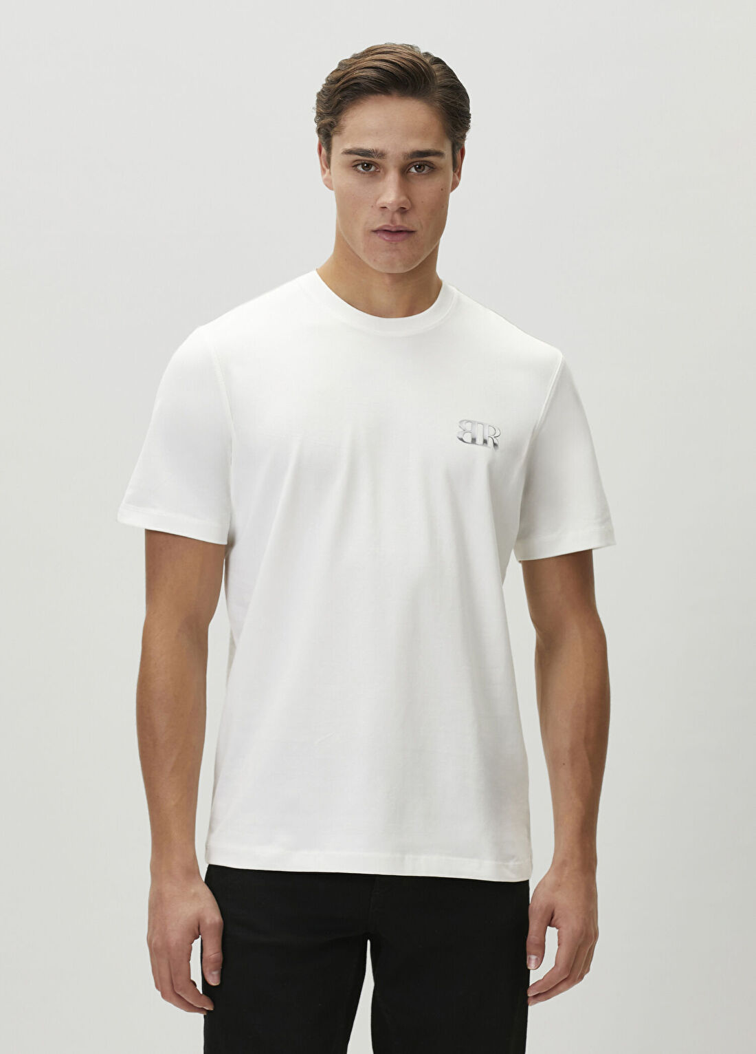 Bernotti Beyaz Kask Baskılı T-shirt