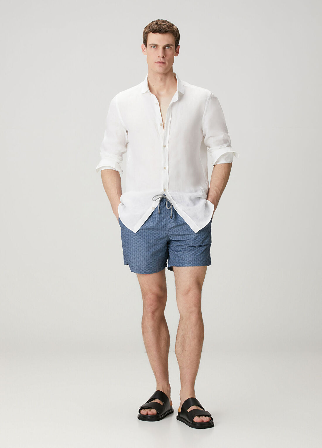 Corneliani Lacivert Beli Kordonlu Geometrik Desenli Mayo