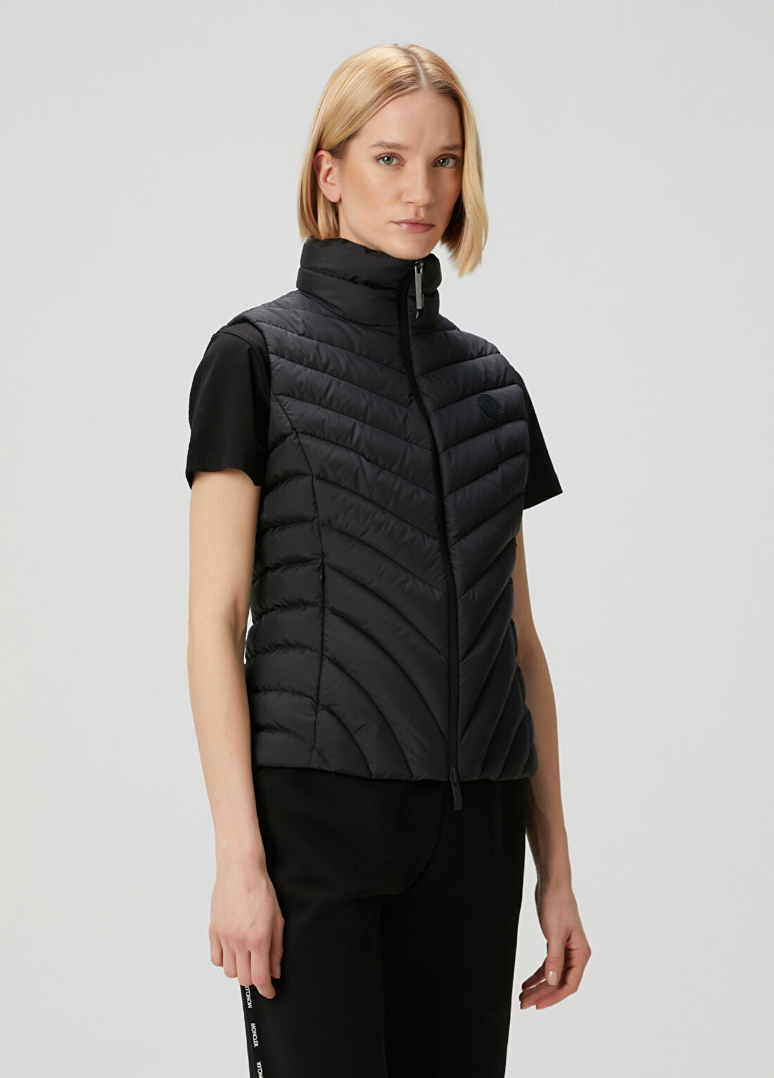 Moncler Granes Siyah Puffer Yelek görsel 3