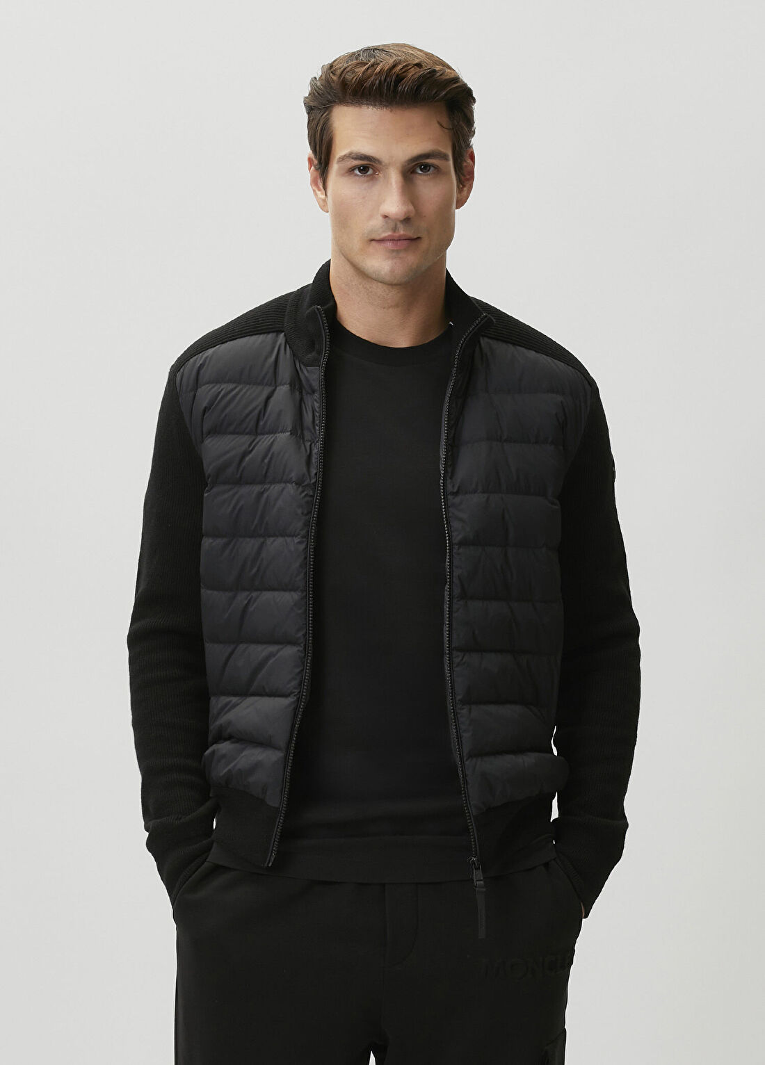 Moncler Siyah Yün Mont