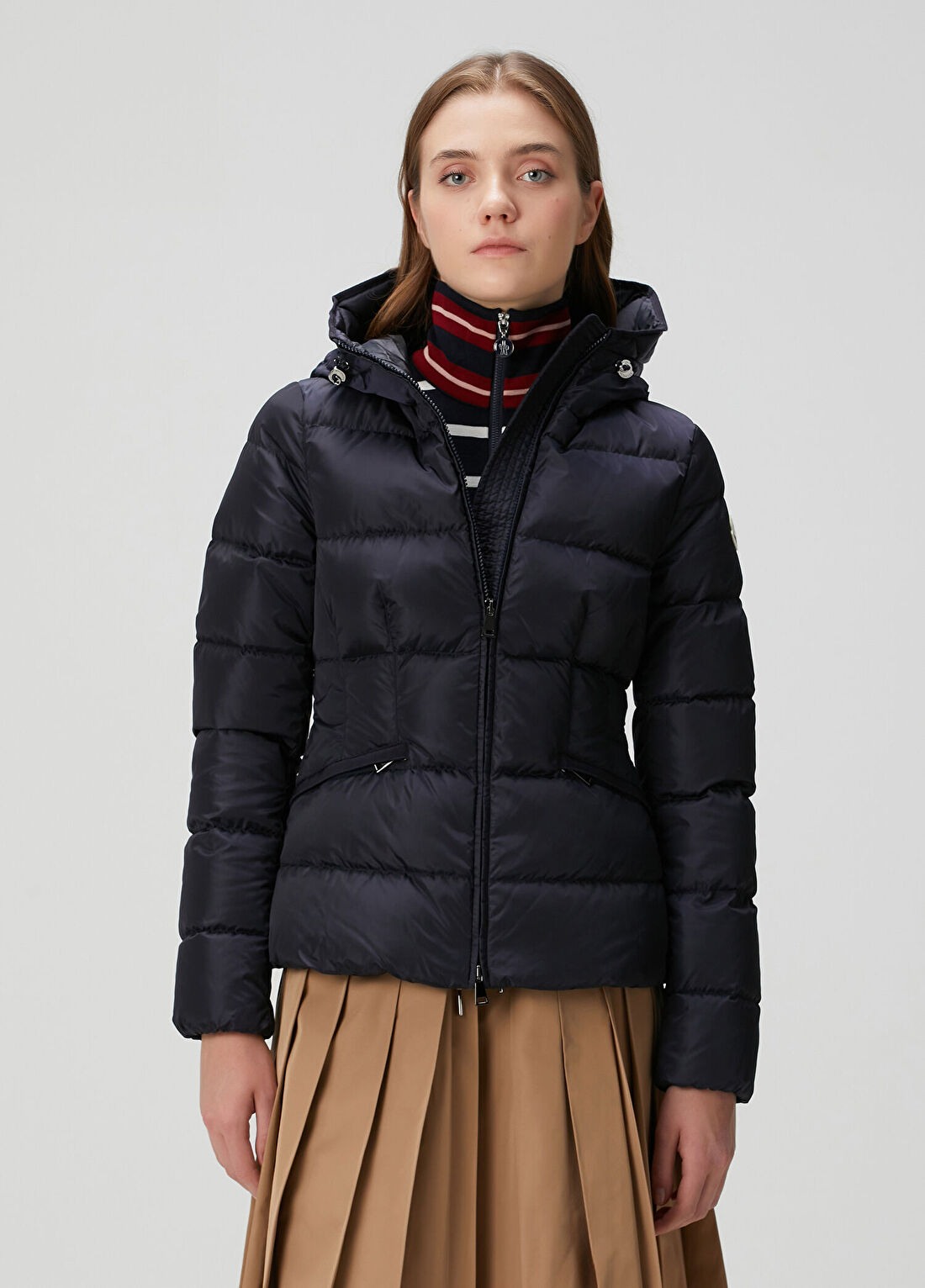 Moncler Avoce Lacivert Kapüşonlu Mont