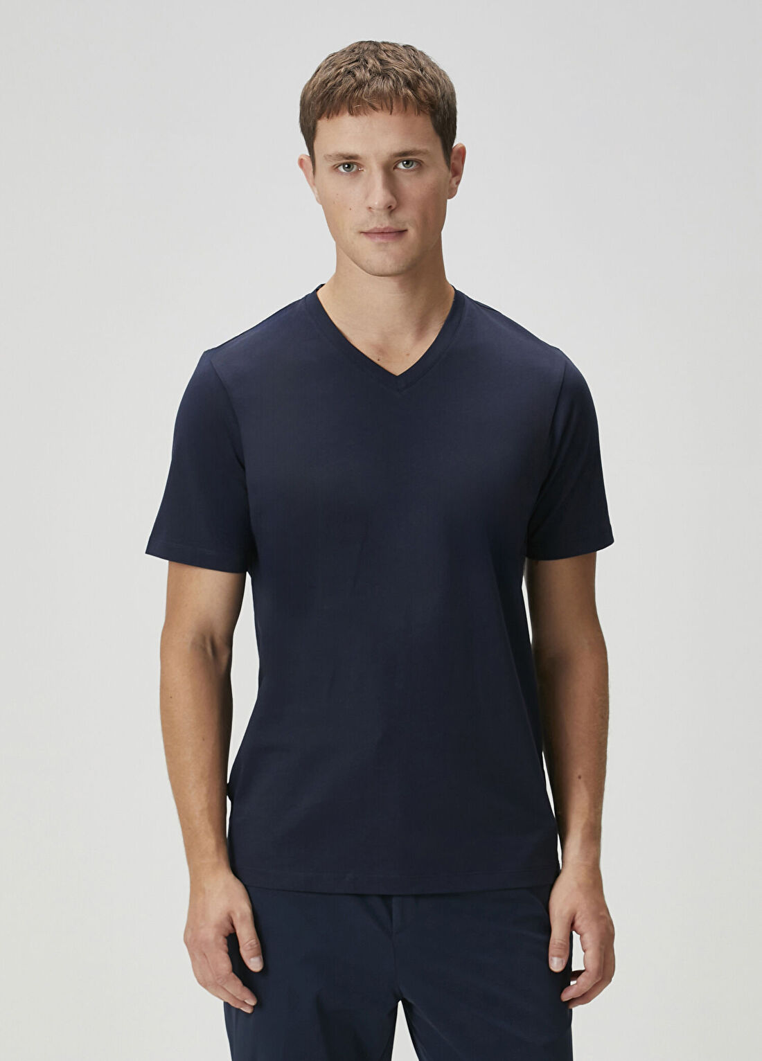 Beymen Collection Lacivert V Yaka Basic T-shirt