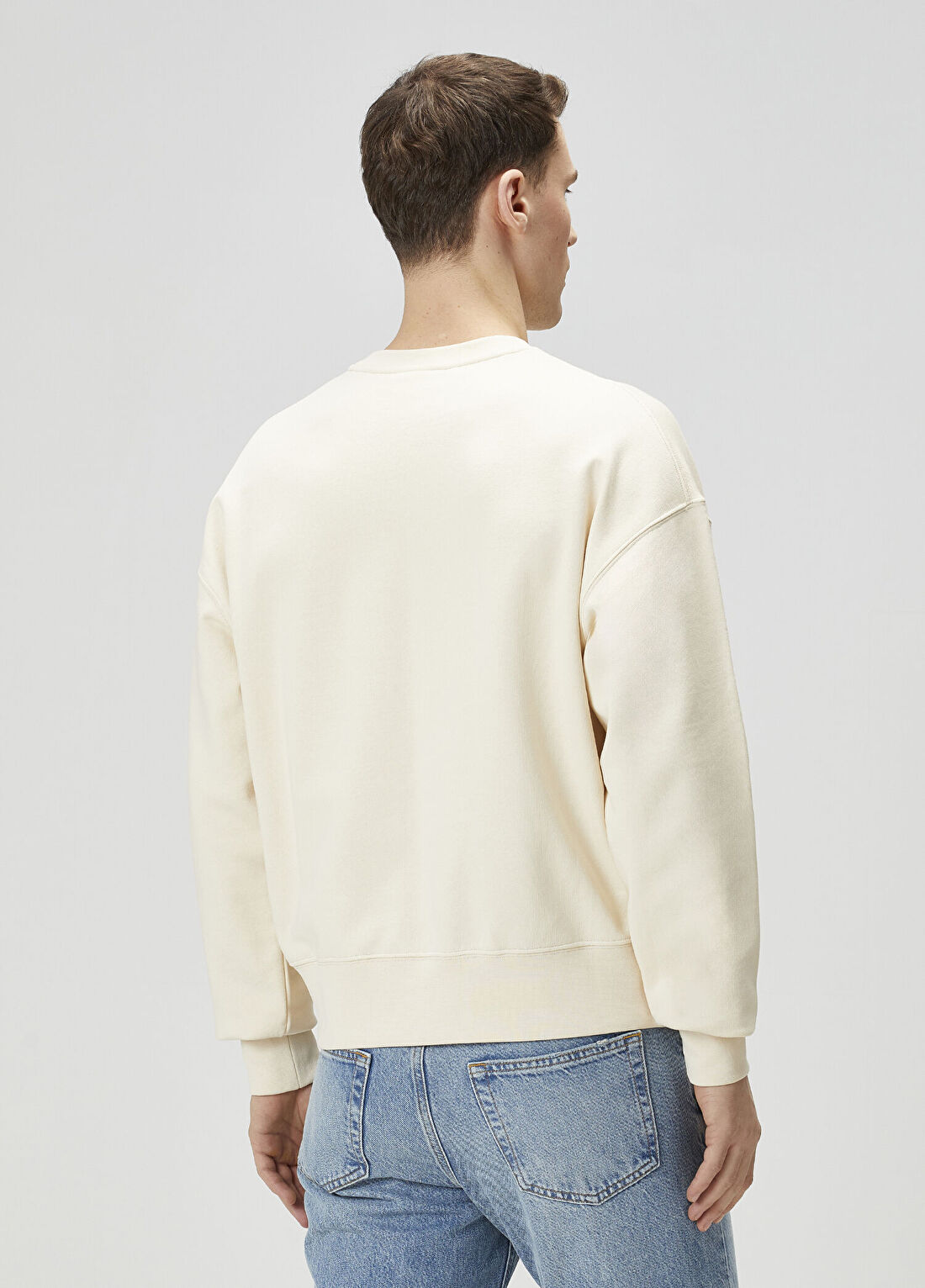 McQueen Kırık Beyaz Logo Detaylı Sweatshirt görsel 4