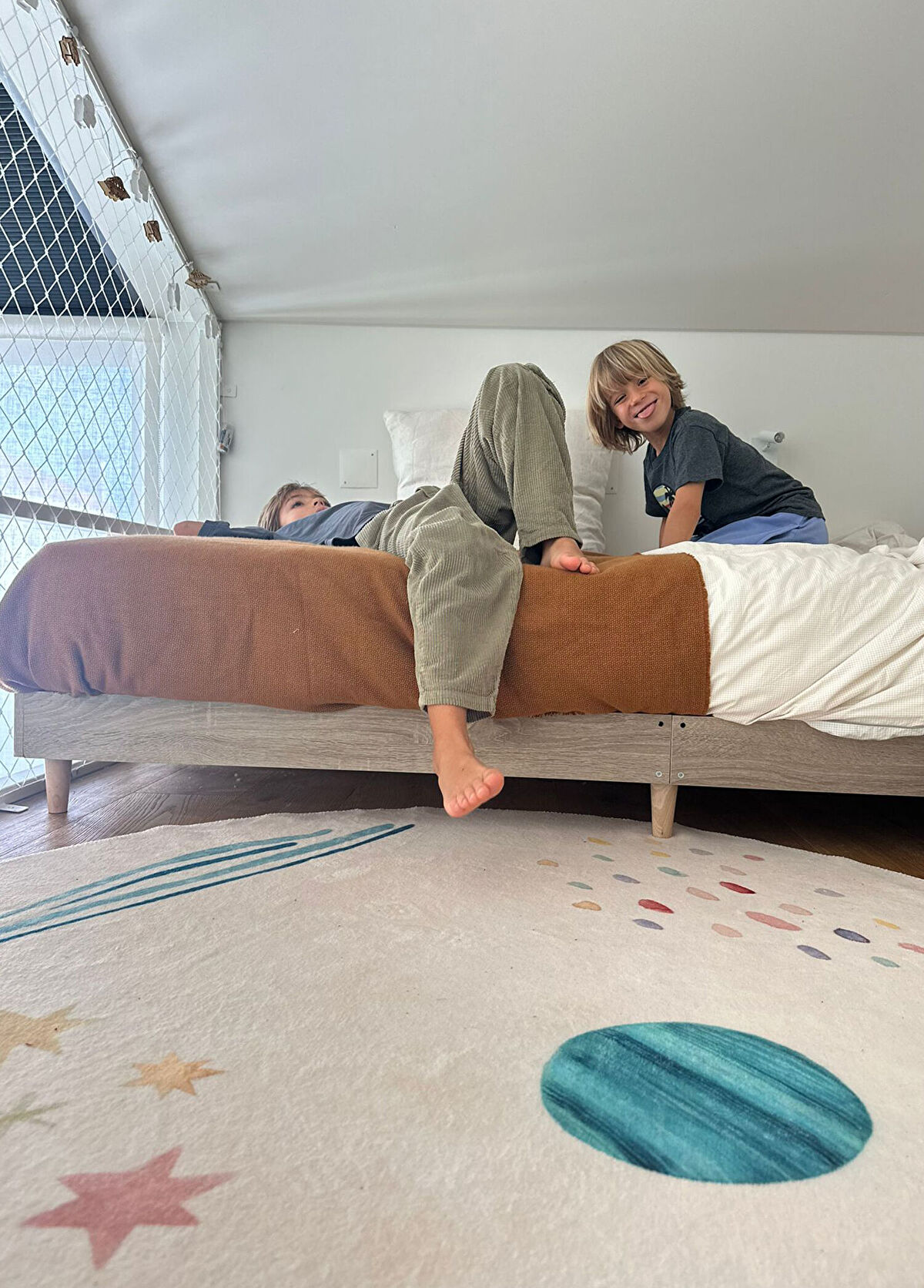 Hueppi Color Knot Bej Çocuk Halısı 140 cm - 3