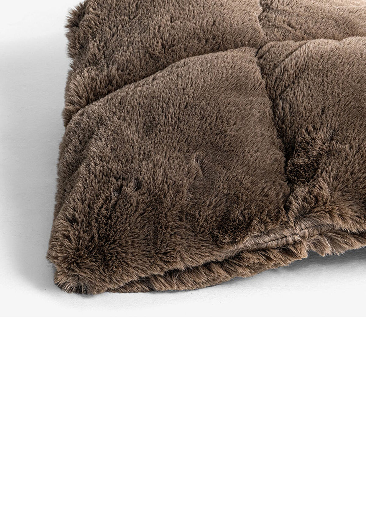 Lagu Beddo Kül Köpek Yatağı - 3