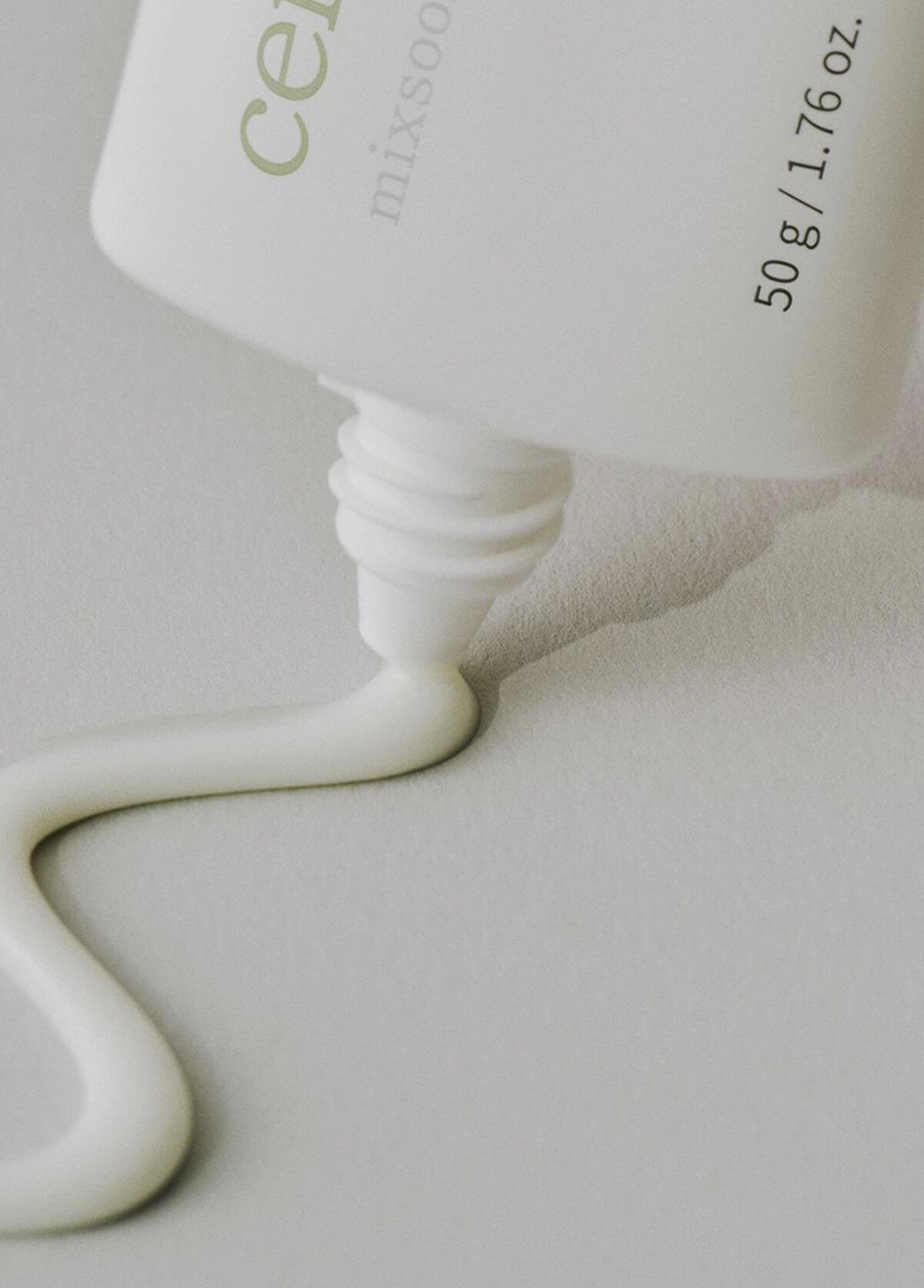 Mixsoon Centella Sun Cream SPF50+ PA++++ Besleyici ve Nemlendirici Güneş Kremi 50 gr - 3