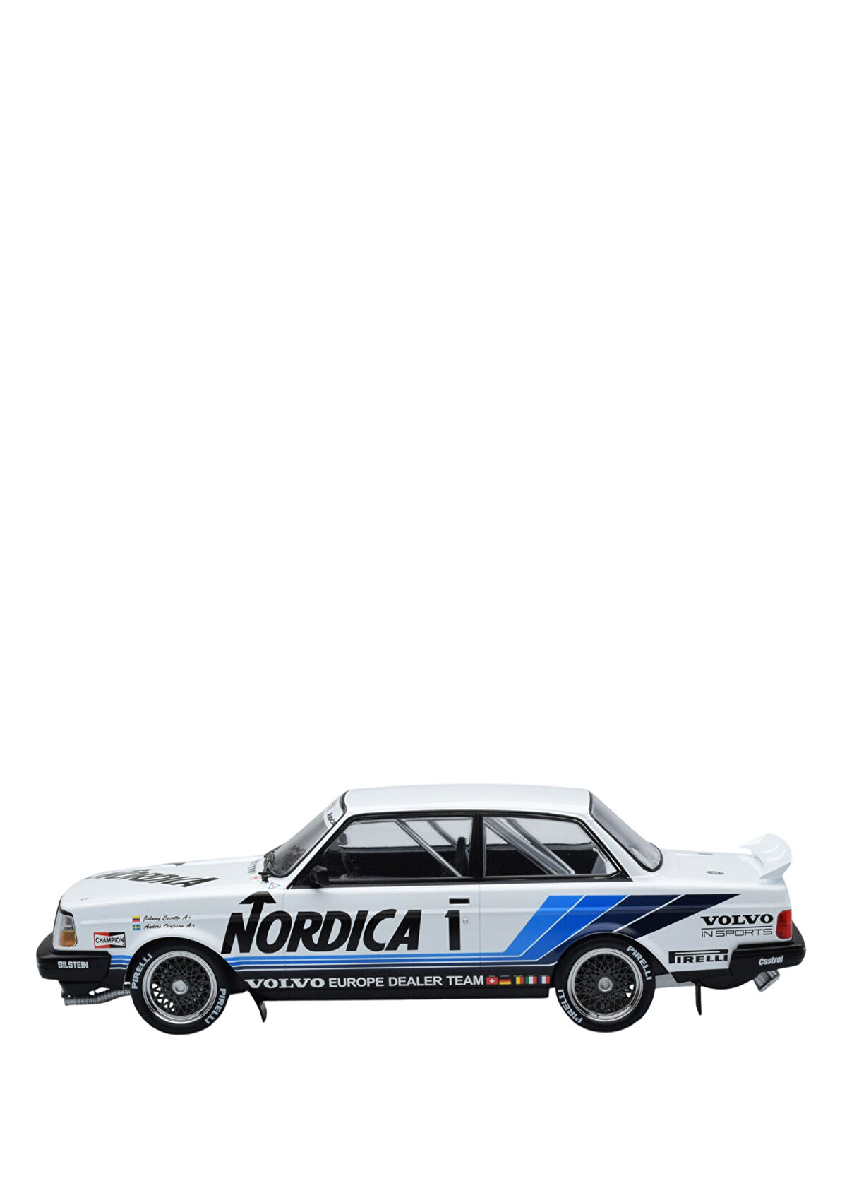 IXO Model 1986 Volvo 240 Turbo #1 ETCC Brünn 1:18 Beyaz Model Araba - 3