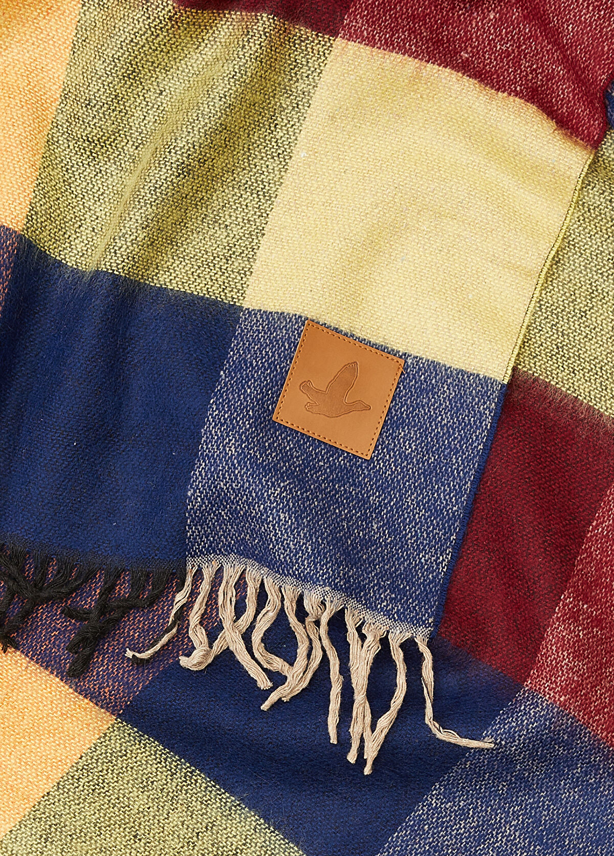 Beymen Club Mavi Kırmızı Kare Desenli Kadın Atkı - 3