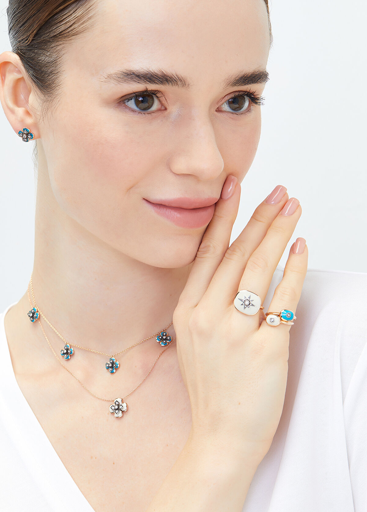 Jeevels & Co Clover Enamel 18K Gold Women's Earrings - 3