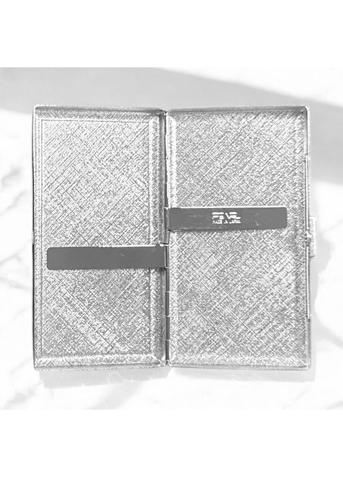 Pearl Japan Snake Erika Metal Chrome 12 Pcs Long Cigarette Sheet - 3