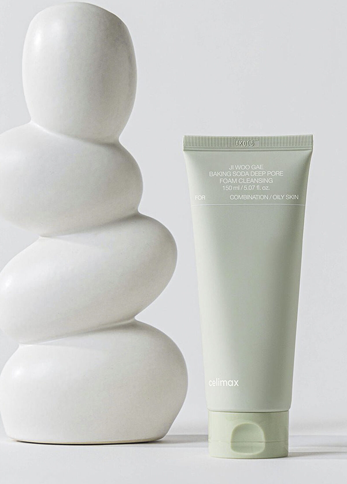 Celimax Ji Woo Gae Baking Soda Deep Pore Foam Cleansing Purifying Facial Cleanser Foam 150 ml - 3