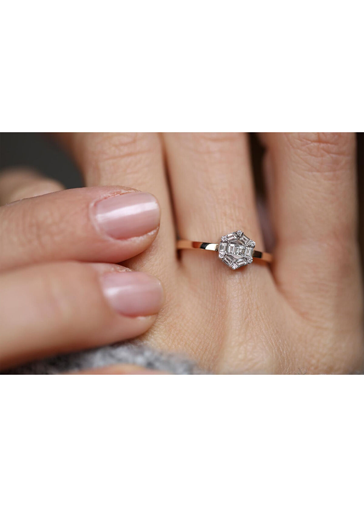 Reis Kuyumculuk Altıgen Baget 14 Ayar Altın Kadın Pırlanta Yüzük - 3