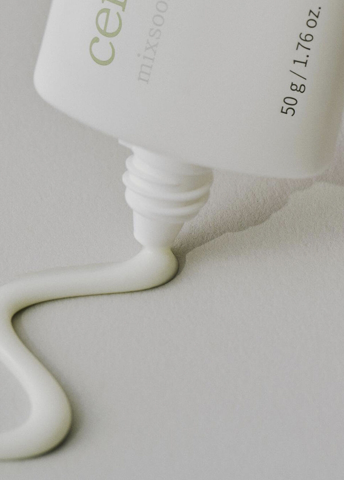 Mixsoon Centella Sun Cream SPF50+ PA++++ Besleyici ve Nemlendirici Güneş Kremi 50 gr - 3