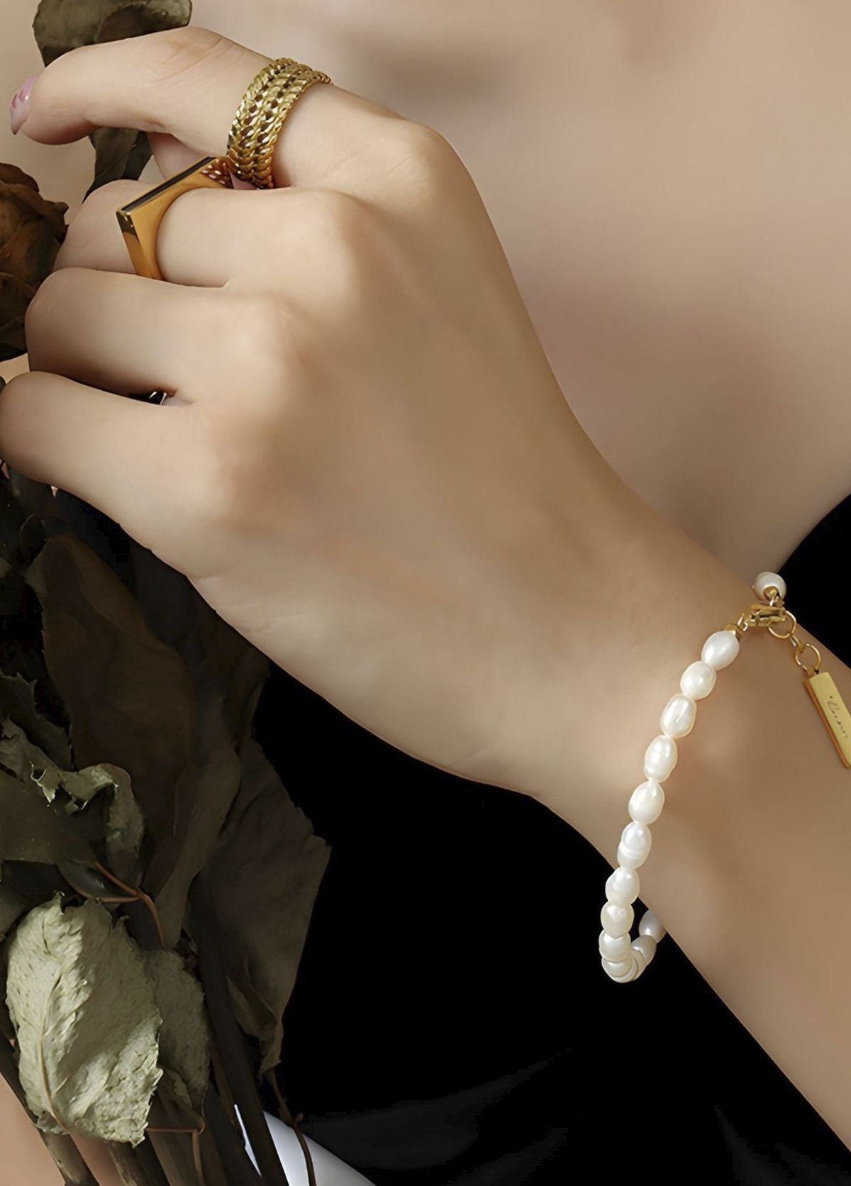 Pera Collection Sofia White Pearl Women's Bracelet - 3