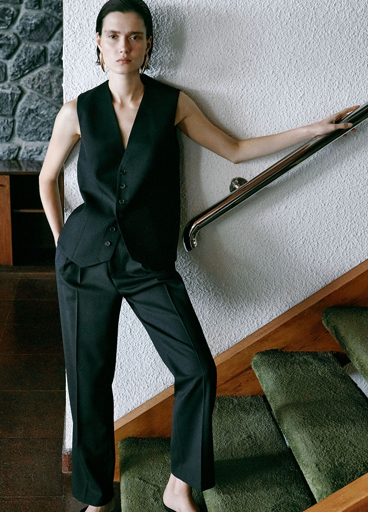 Rawe Harper Vest Black Wool Women's Vest - 3