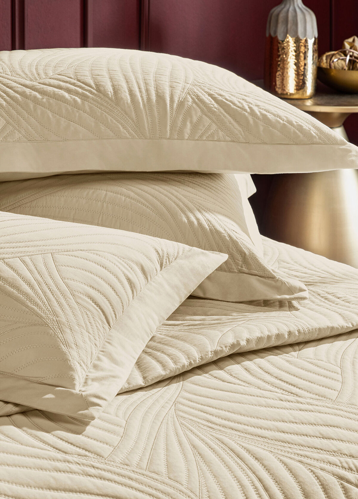 Valeron Bellis Bej Pamuklu Ekstra King Size Yatak Örtüsü Seti 270 x 260 cm - 3