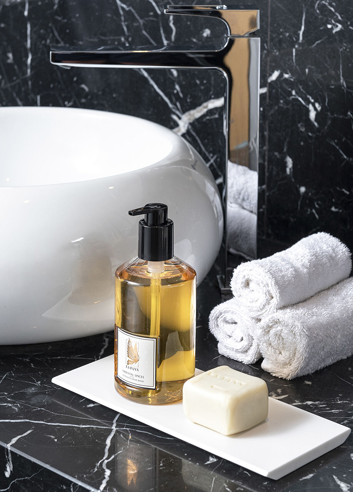 La Fann Turkish Rose Moisturizing and Softening Liquid Hand Soap 500 ml - 3