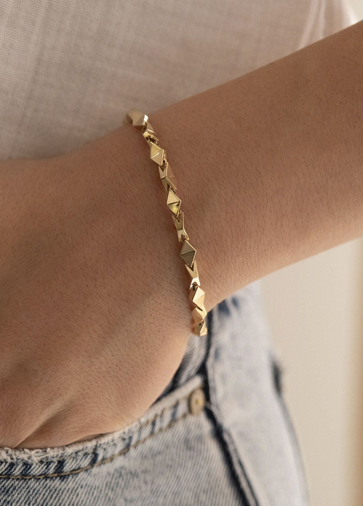 Safir Mücevher Geometrik Piramit 14 Ayar Altın Kadın Bileklik - 3