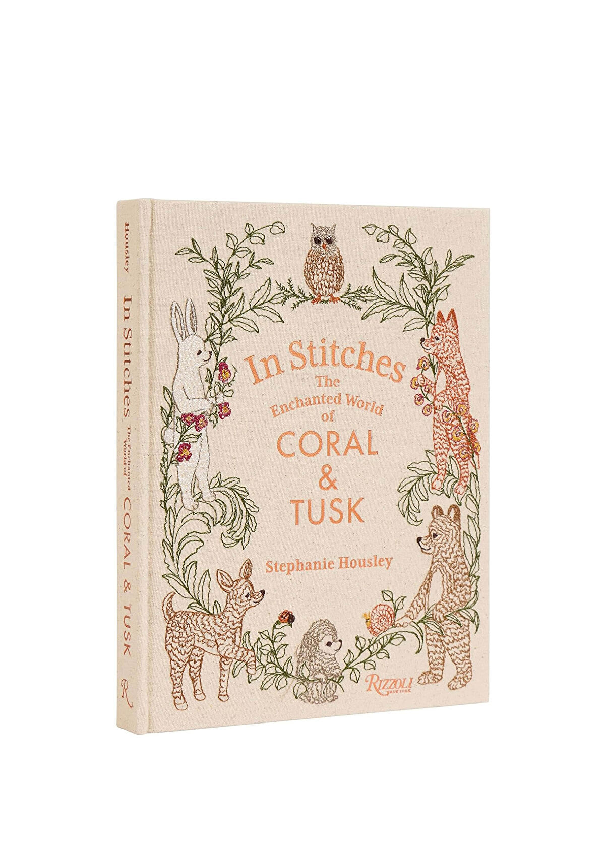 Rizzoli In Stitches: The Enchanted World of Coral & Tusk Foreign Language Art and Architecture - 1