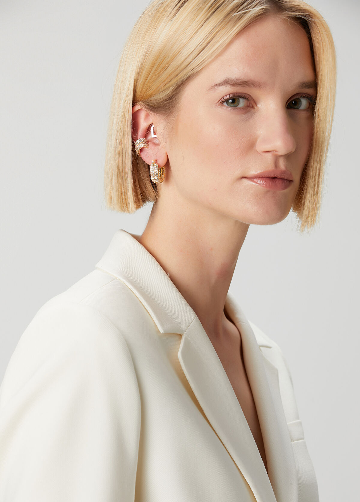 Beymen Collection Gold Stone Detailed Women's Earcuff Earrings Set - 3