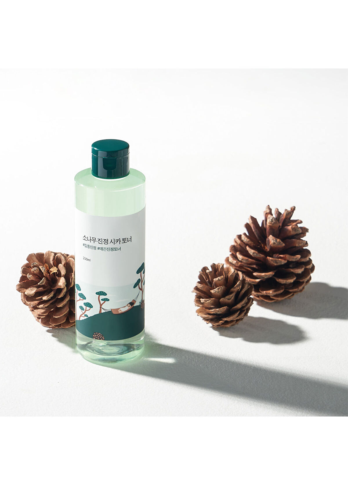 Round Lab Pine Calming Cica Toner Barrier Protector & Antipore & Anti-Roughness Cica Tonic with Pine Extract 250 ml - 3