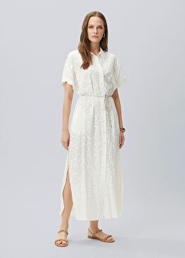 Kırık Beyaz Desen Detaylı Kaftan