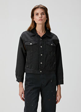 Siyah Kesim Detaylı Denim Ceket