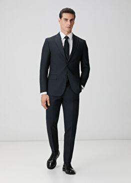 Siyah Yün Karışımlı Takım Elbise