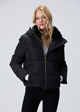 Siyah Kapitoneli Mont