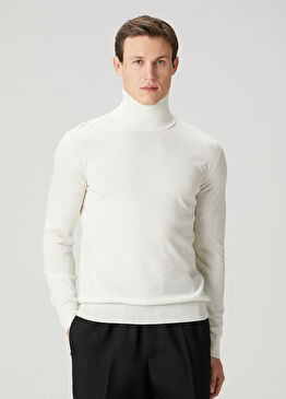 Kırık Beyaz Balıkçı Yaka Yün Kazak