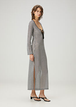 Siyah Beyaz Örgü Dokulu Midi Plaj Elbisesi