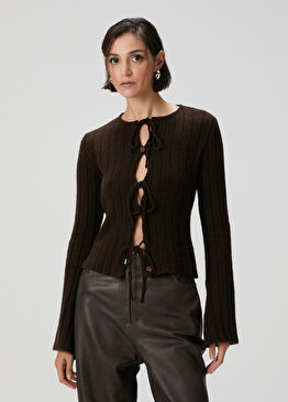 Kahverengi Bağlama Detaylı Hırka